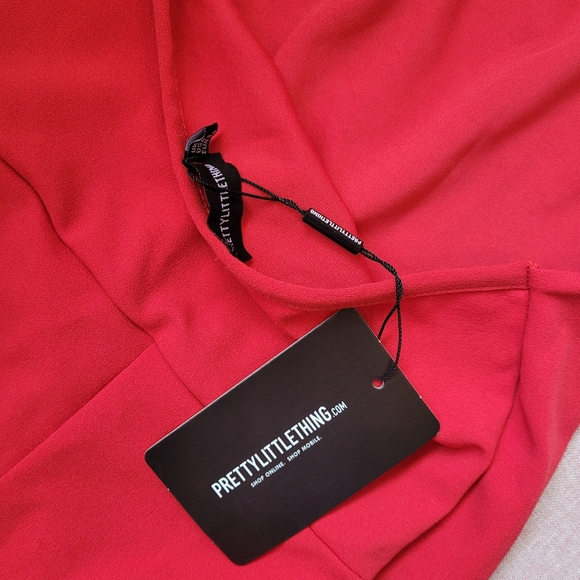 pretty little thing red romper - Picture 5 of 5